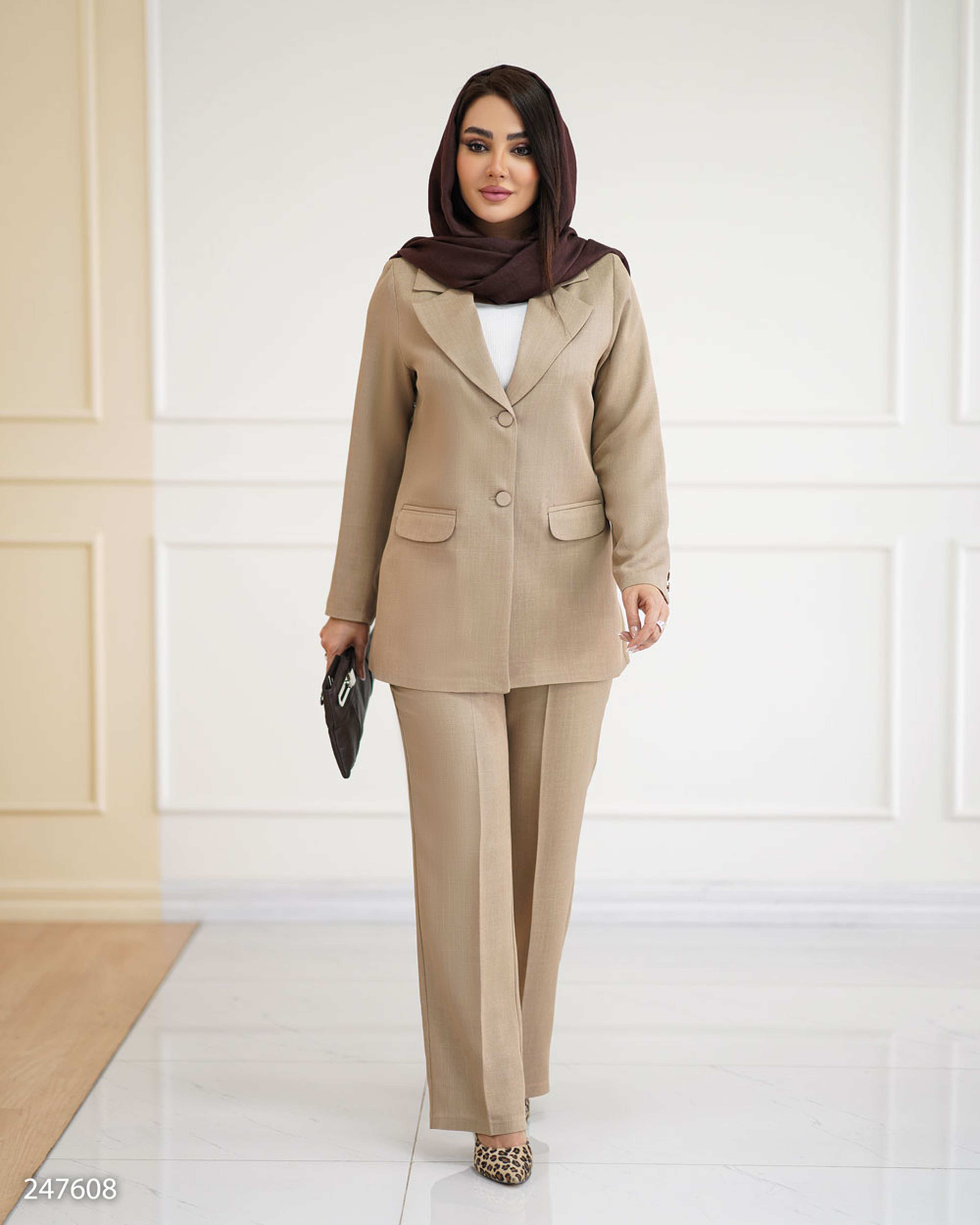 ست کت و شلوار زنانه کرم السانا Elsana مدل نیراس کد 2476