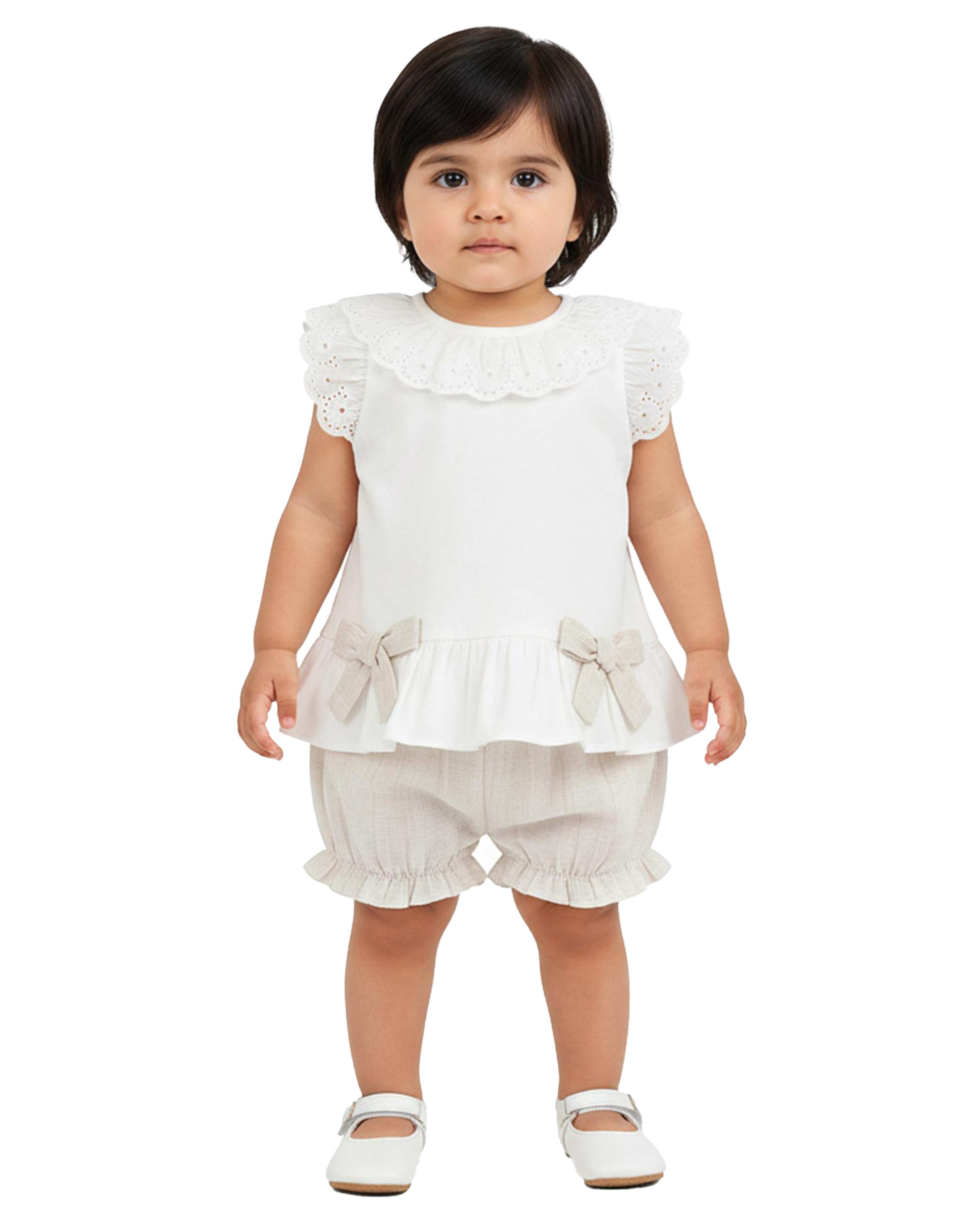 ست تاپ و شلوارک دخترانه نوزادی سفید فیورلا Fiorella مدل سارا کد 26003