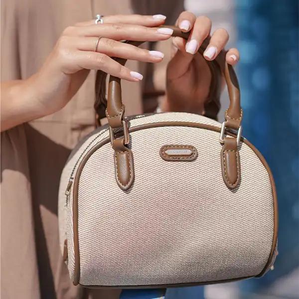 کیف دستی زنانه دیویدجونز مدل CM7049