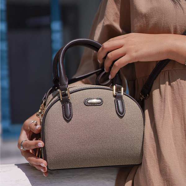 کیف دستی زنانه دیویدجونز مدل CM7049