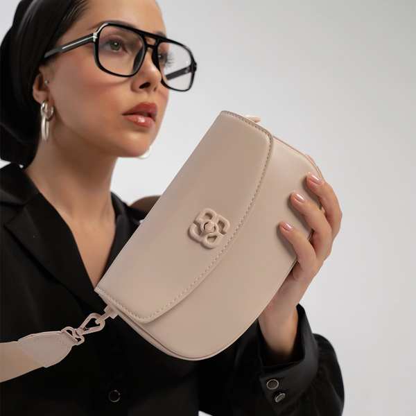 کیف دوشی زنانه دیویدجونز مدل cm7384