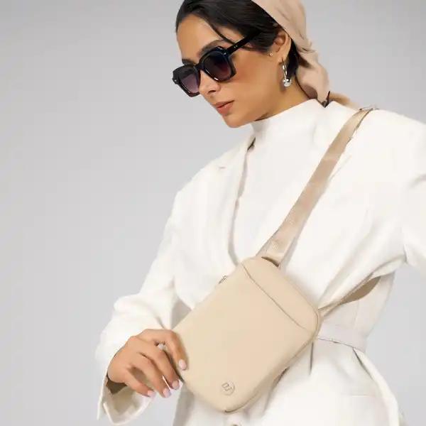 کیف دوشی زنانه دیوید جونز مدل CM7399