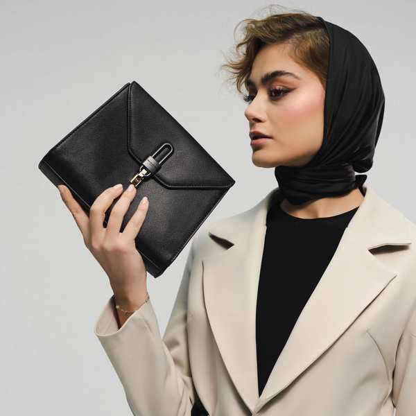 کیف دوشی زنانه دیوید جونز مدل CM7414