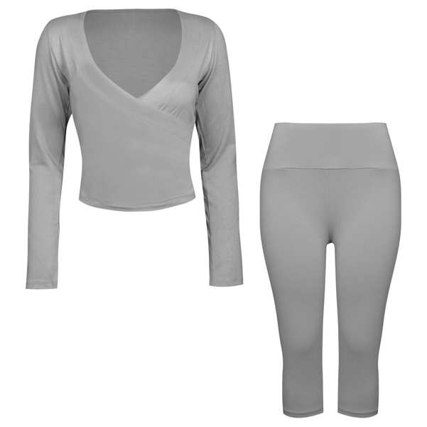 ست تی شرت و شلوارک ورزشی زنانه رنگ طوسی مدل 5223-697p ماییلدا