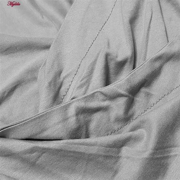 ست تی شرت و شلوارک ورزشی زنانه رنگ طوسی مدل 5223-697p ماییلدا - تصویر 5