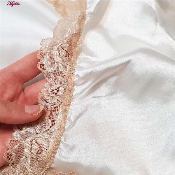 لباس خواب زنانه مدل ساتن رنگ سفید 5246-F08 ماییلدا - تصویر 4