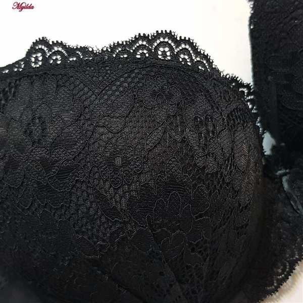 سوتین اسفنجی زنانه پدلی مدل بند متحرک فنردار رنگ مشکی 5133-P137-1 ماییلدا - تصویر 4
