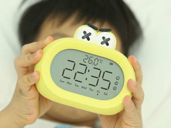 ساعت زنگ‌دار فانتزی رومیزی Alarm Clock Intelligent Multifunctional BD-AC-03 - تصویر 10