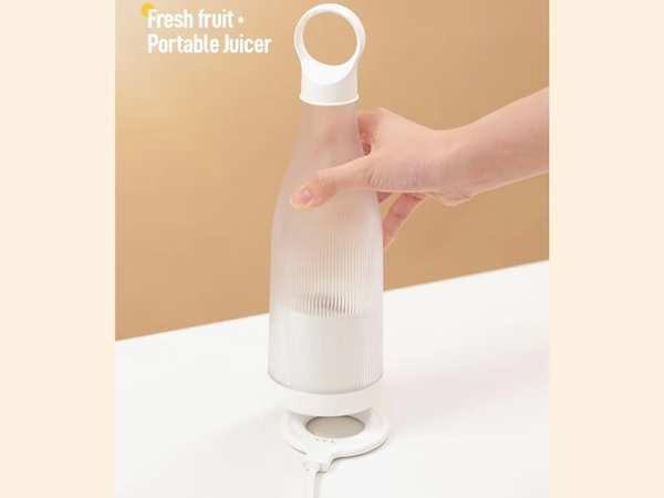 شیکر و آبمیوه گیری شارژی قابل حمل 450 میلی لیتر Fresh Fruit Portable Juicer 233 - تصویر 9