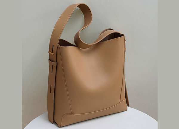کیف دوشی زنانه چرمی با ظرفیت بزرگ new women's leather shoulder crossbody bag 5478 برند متفرقه - تصویر 17