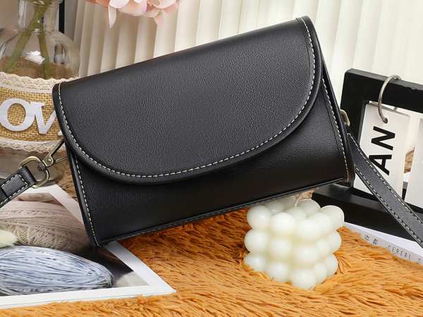کیف دوشی زنانه کیف دوشی و کراس بادی زنانه چرم با طراحی ساده women's crossbody bags 2023 new style genuine leather V90183 مشکی برند متفرقه - تصویر 4