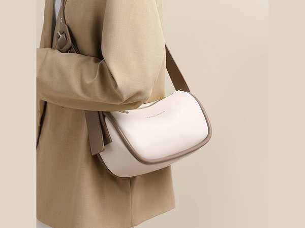 کیف دوشی زنانه کیف دوشی و کراس بادی زنانه و دخترانه چرمی IOS/Aiguoshi new crossbody bags for women 6790 سفید برند متفرقه - تصویر 10