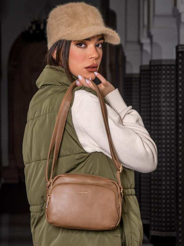 کیف دوشی زنانه دیوید جونز مدل 1-7010