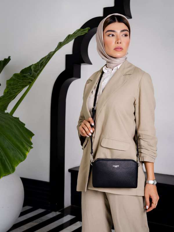 کیف دوشی زنانه دیوید جونز مدل CM6905