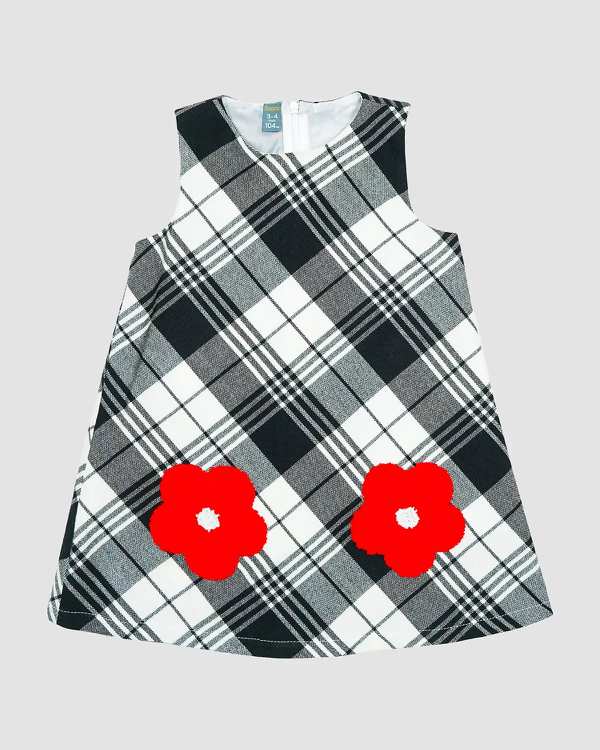 پیراهن دخترانه بانی نو طرح چهارخانه دو گل مشکی سفید