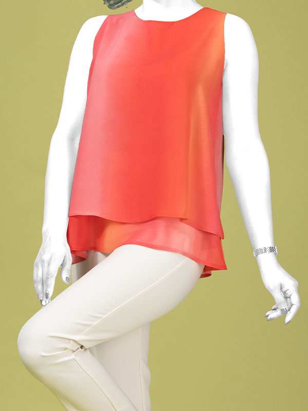 تاپ زنانه کرپ حریر طرح دار یقه گرد کژوال والا برنس Bornos