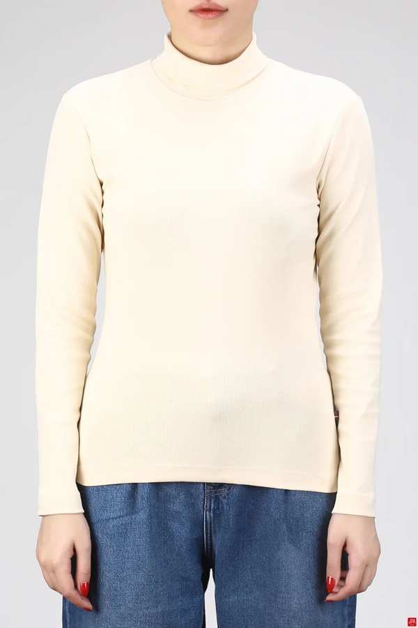 بلوز زنانه یقه اسکی اسلیم کرم روشن جی پی ای JPA کد 03064