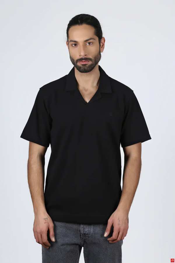 تی شرت مردانه یقه انگلیسی مشکی جی پی ای JPA کد 02325