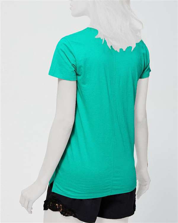 ​تی شرت زنانه یقه هفت سبز مودو