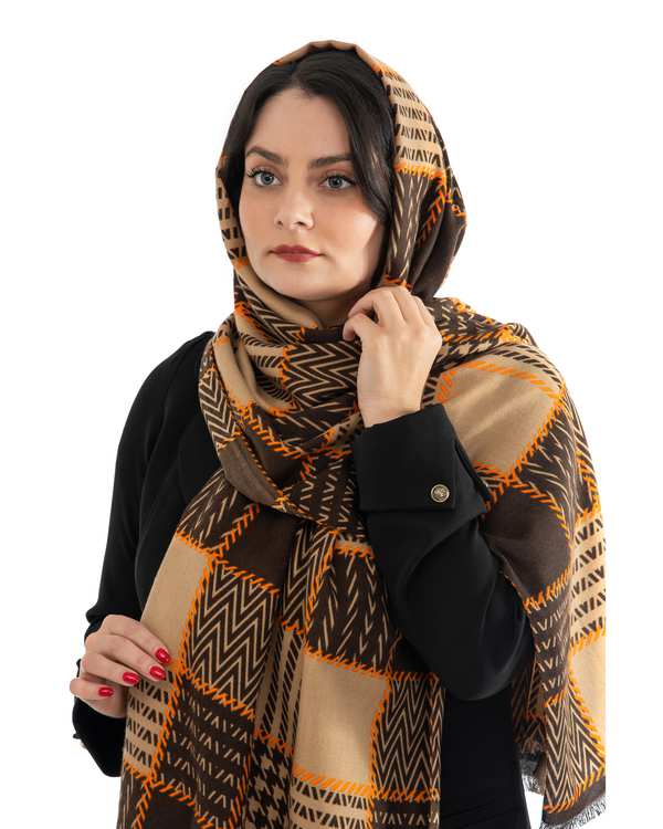 شال زنانه پاییزه موهر طرح پیچازی کرم قهوه ای جی دو Gido