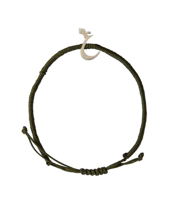 دستبند زنانه نقره طرح حرف غ سبز فشن جولری Fashion Jewelry