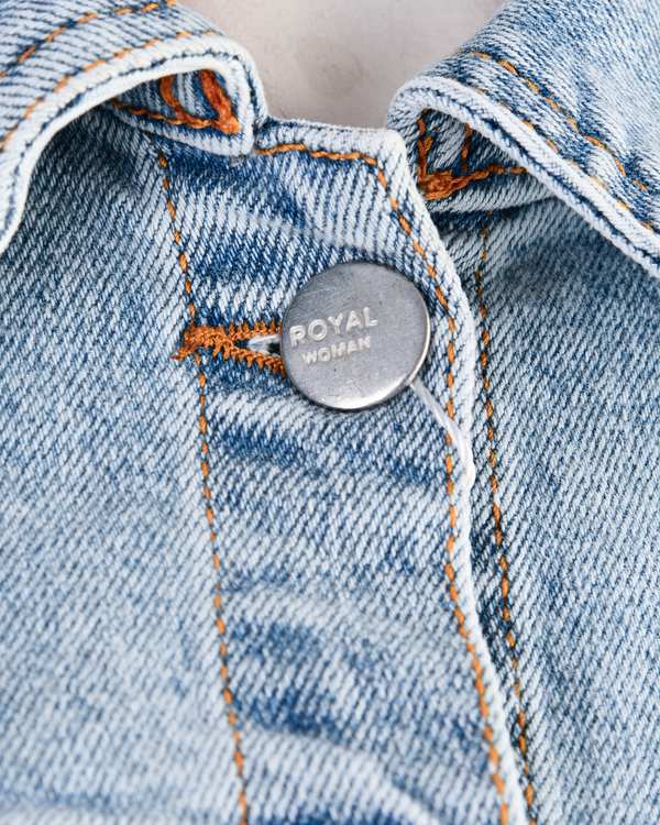 کت زنانه جین کوتاه قد 50 آبی روشن رویال جین Royal Jeans کد 5286 - تصویر 4