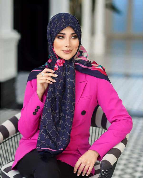 روسری زنانه نخی جی دو GIDO طرح گوچی کد 06