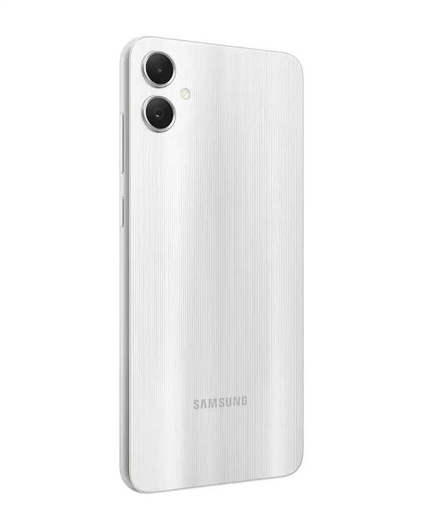 گوشی موبایل سامسونگ مدل Galaxy A05 دو سیم کارت ظرفیت 128 گیگابایت و رم 6 گیگابایت نقره ای - تصویر 2