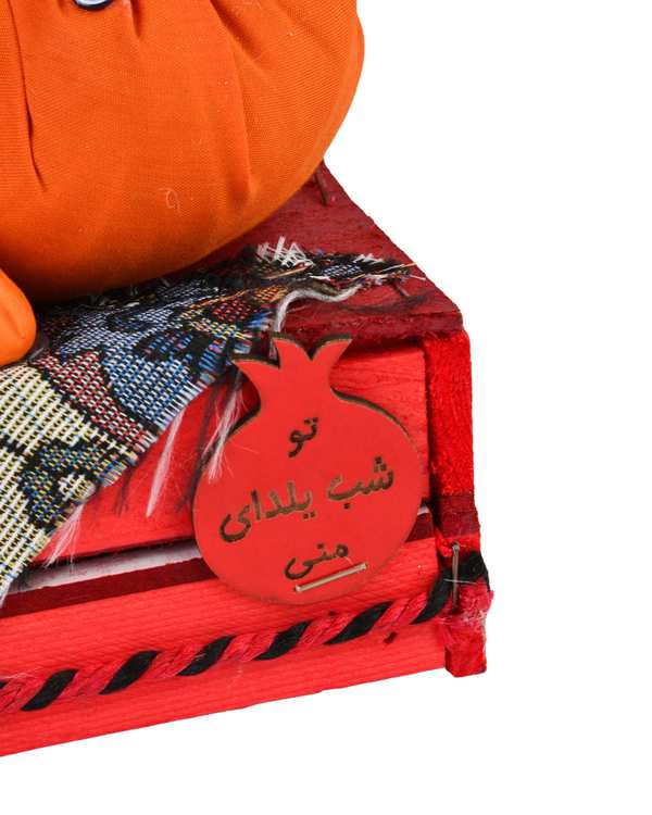 عروسک ننه جون و آقا جون به همراه باکس چوبی یلدا سنتی کد 1 - تصویر 4
