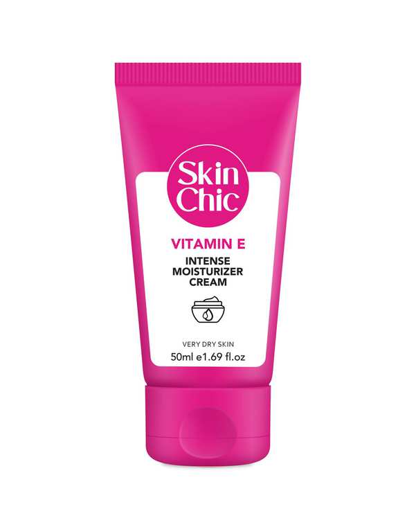 کرم مرطوب کننده اینتنس اسکین شیک Skin Chic حاوی ویتامین E حجم 50ml