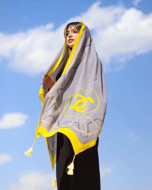شال زنانه نخی طوسی زرد آماهی Amahi کد AA502