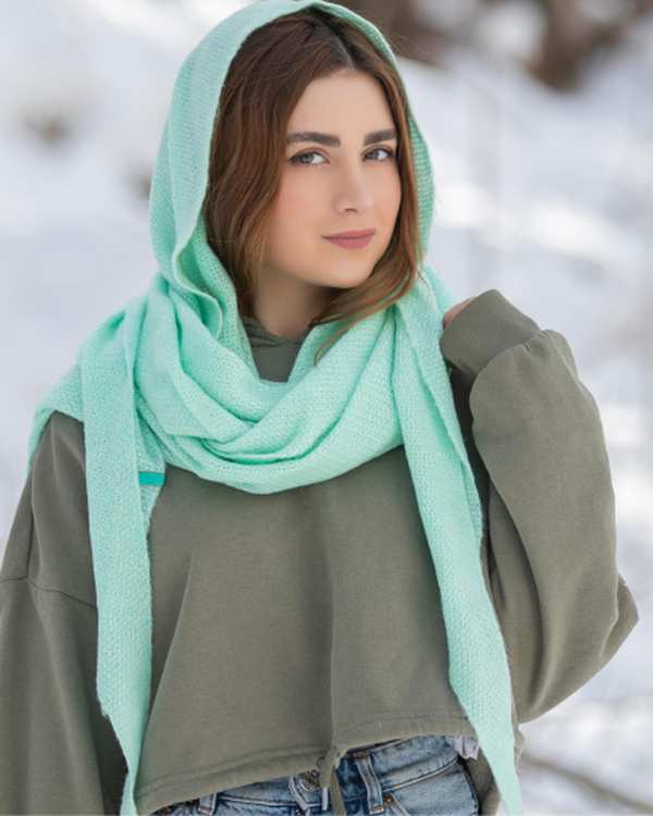 شال گردن بافت مثلثی رو ترانسفر سبز روشن تارتن Tartan - تصویر 2