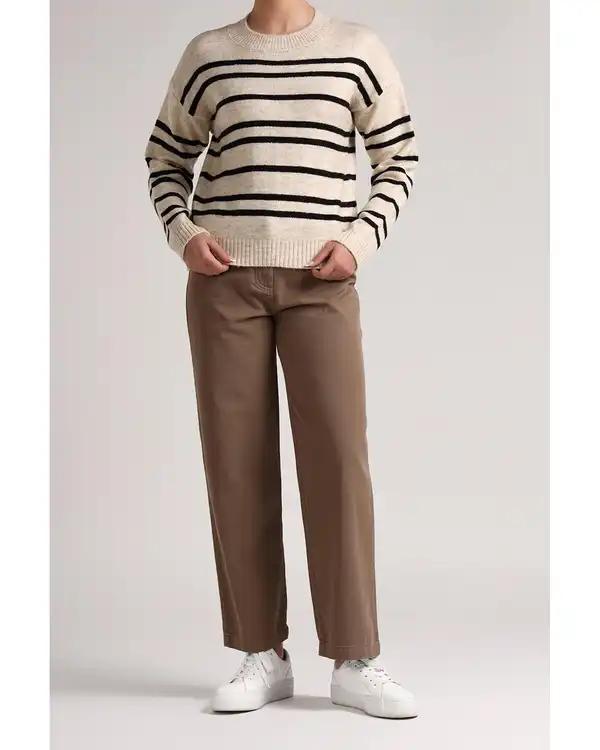 پلیور زنانه راه راه کرم مشکی سارک Sarak مدل 4278