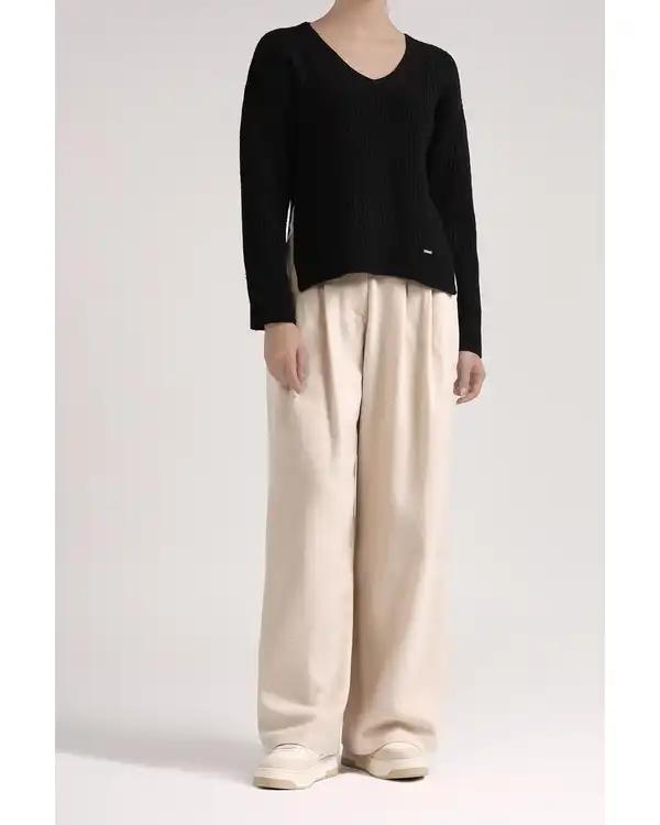 پلیور زنانه یقه هفت مشکی سارک Sarak مدل 4443