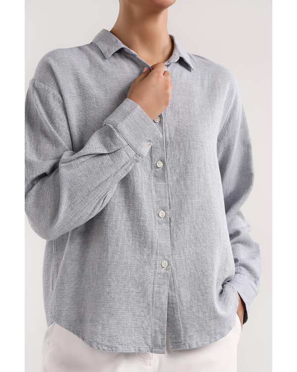 شومیز زنانه پشت پیلی دار آبی سرمه ای سارک Sarak مدل 4612