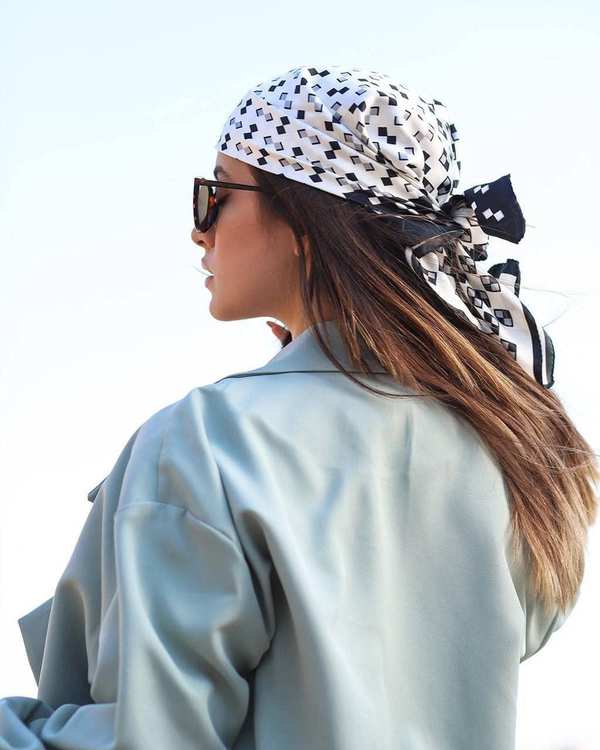 مینی اسکارف زنانه ابریشم توییل مشکی سفید جی دو GIDO کد 06-01077