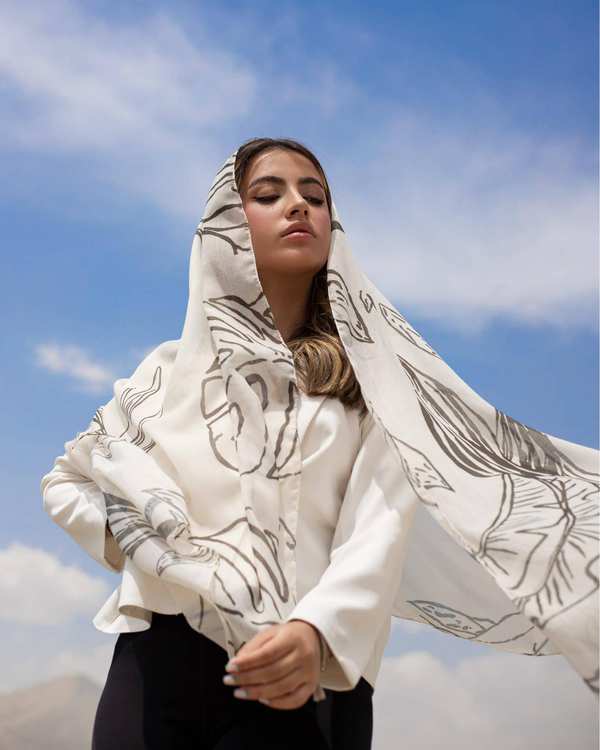 شال زنانه نخی کرم سبز جی دو Gido طرح برگ کد 650