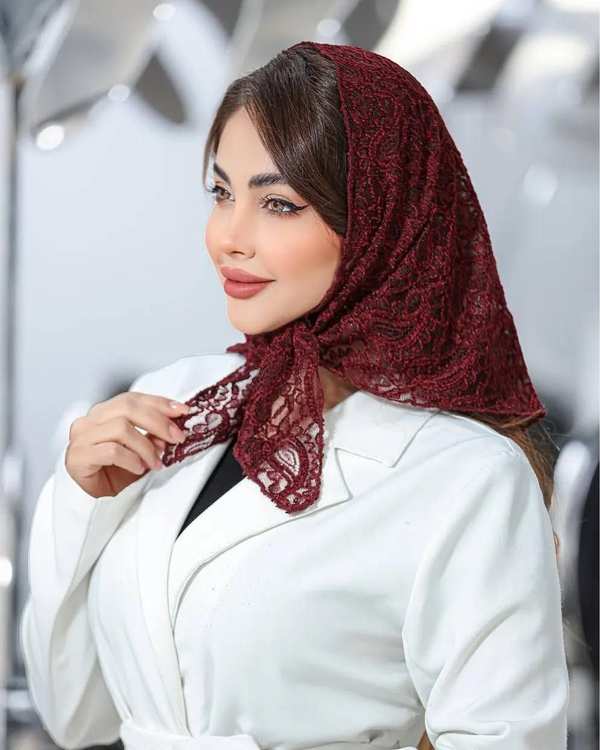 روسری سه گوش زنانه گیپور زرشکی آماهی Amahi کد 1622