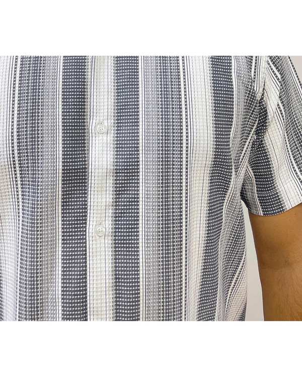 پیراهن مردانه آستین کوتاه سفید مشکی راه راه دیورسو Diverso کد 4740 - تصویر 5