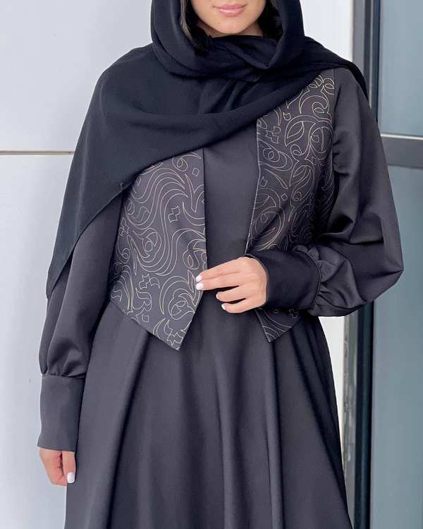 جلیقه زنانه یکرو مشکی طاقه چیان Taghechian مدل جام
