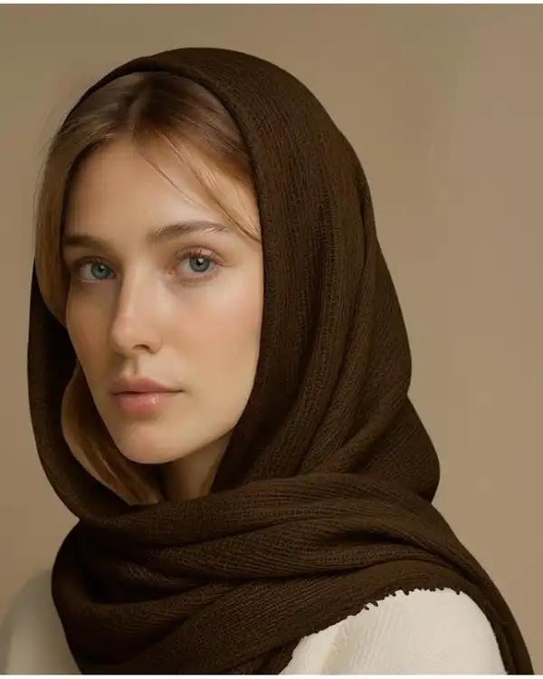 شال زنانه برشکا قهوه ای آماهی Amahi مدل کنفی حصیری