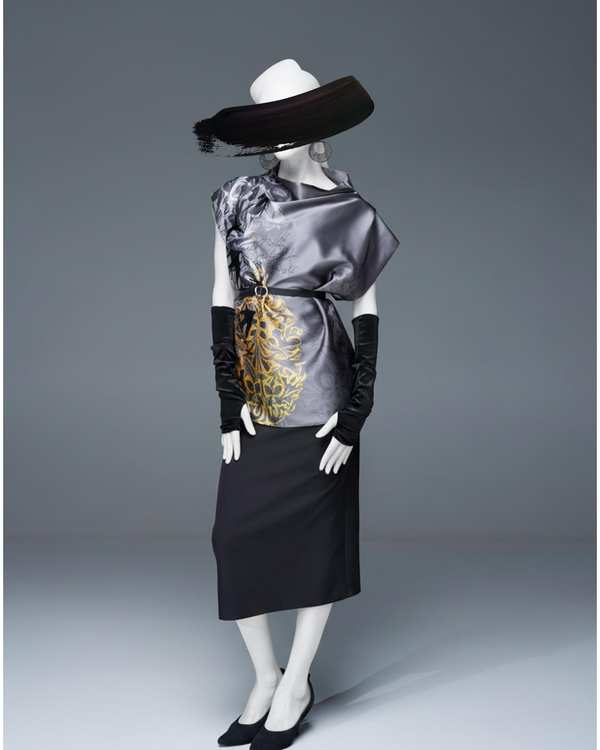 تاپ زنانه ساتن طوسی طاقه چیان Taghechian مدل کوچ