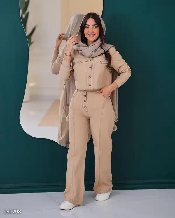 ست کت کراپ و شلوار زنانه کرم مدل آرتیمان السانا Elsana کد 2417