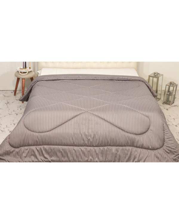 لحاف دو نفره یاسی مانیکا هوم Monica Home مدل هتلی parallel سایز 220×200 سانتی متر