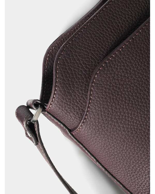 کیف دوشی چرم زنانه قهوه ای نقره ای نوین چرم Novin Leather مدل پرنیا LHB4324 - تصویر 6