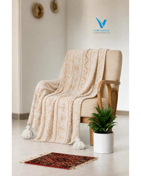شال مبل سایز 180×140 نسکافه ای ورنا هوم Vornahome طرح گلیم