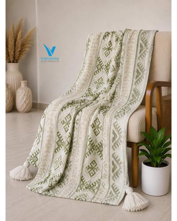 شال مبل سایز 180×140 سبز آووکادویی ورنا هوم Vornahome طرح گلیم