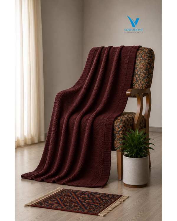 شال مبل سایز 180×140 زرشکی ورنا هوم Vornahome طرح کلاسیک