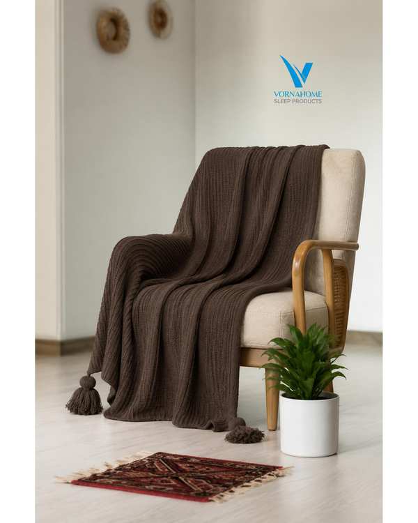 شال مبل سایز 180×140 قهوه ای ورنا هوم Vornahome طرح پیکه