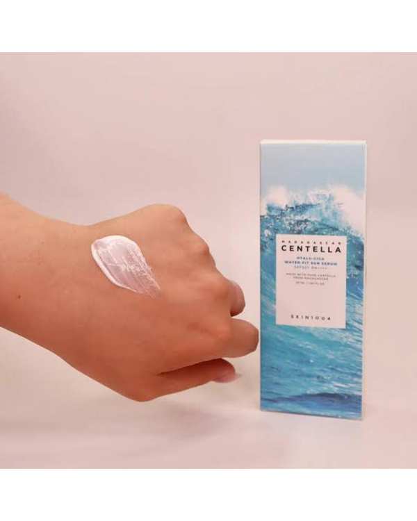 کرم ضد آفتاب سرم ضد آفتاب آبرسان SPF50 اسکین 1004 سری سنتلا ماداگاسکار مدل Hyalu Cica Water Fit - تصویر 4